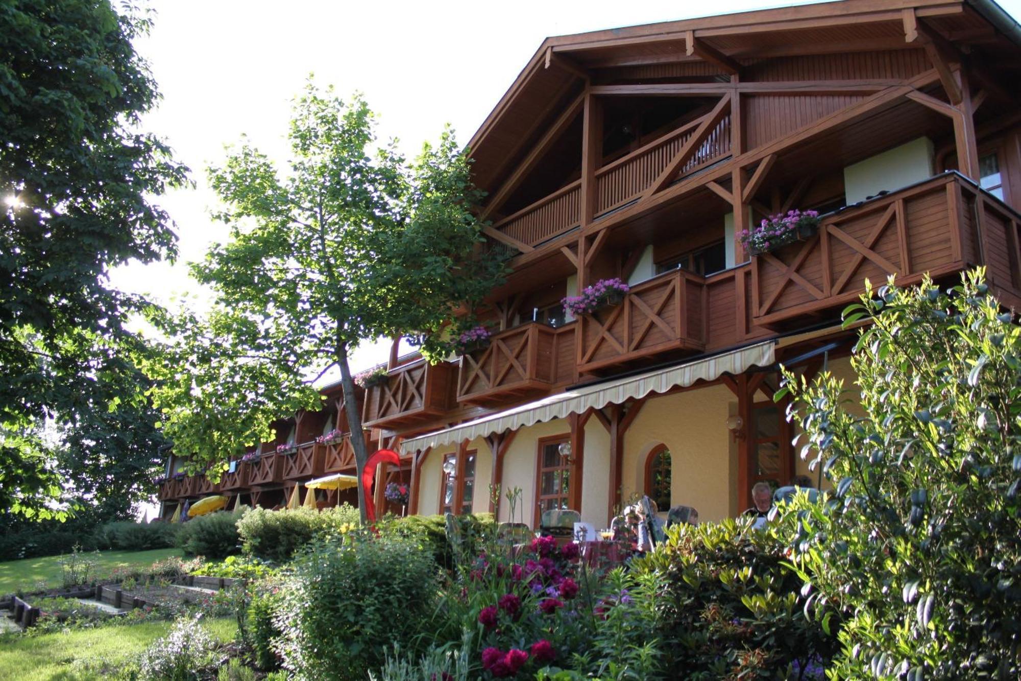 Hotel Quellenhof Bad Birnbach Exterior foto